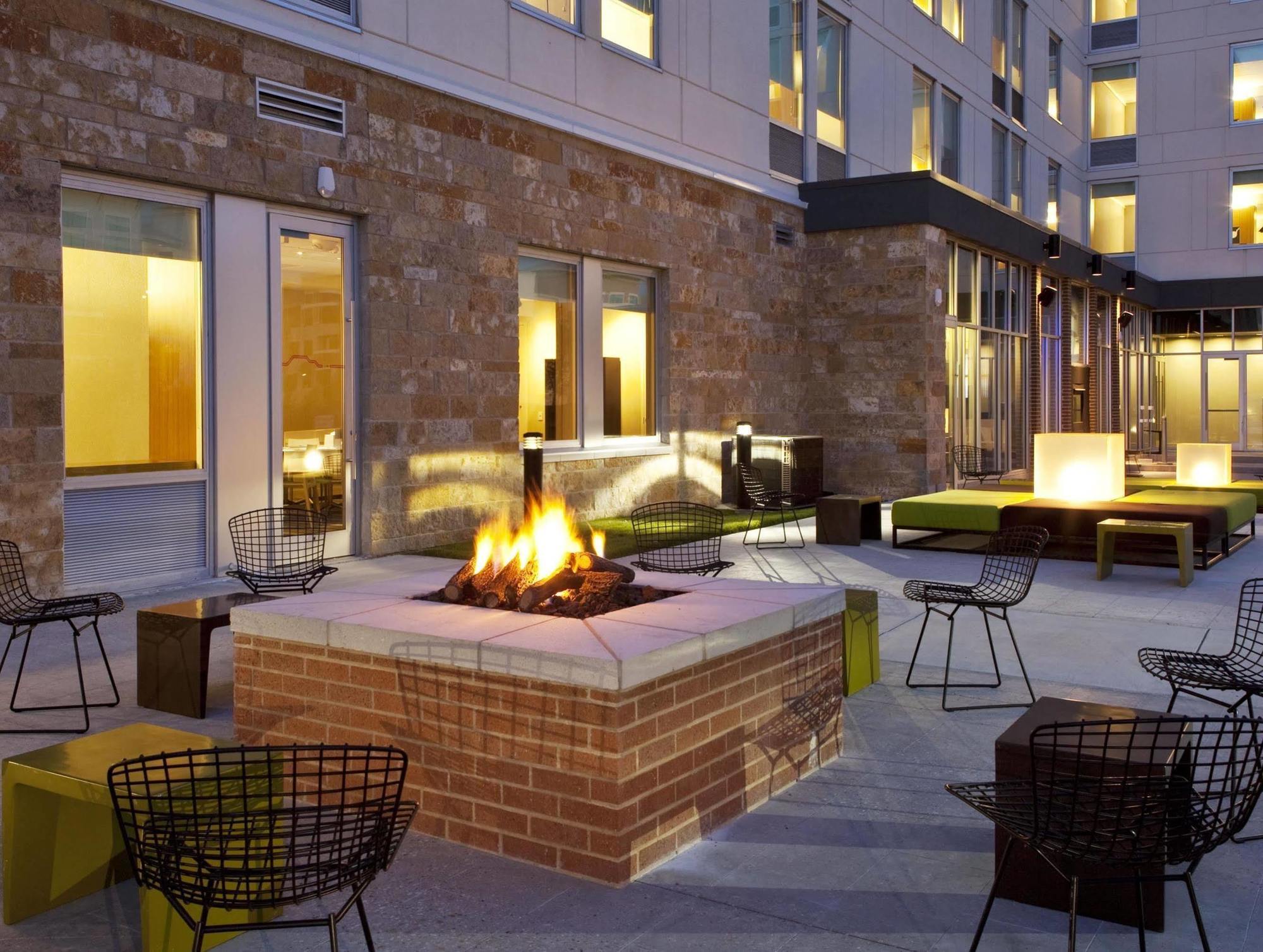 Aloft Hotel Frisco Extérieur photo